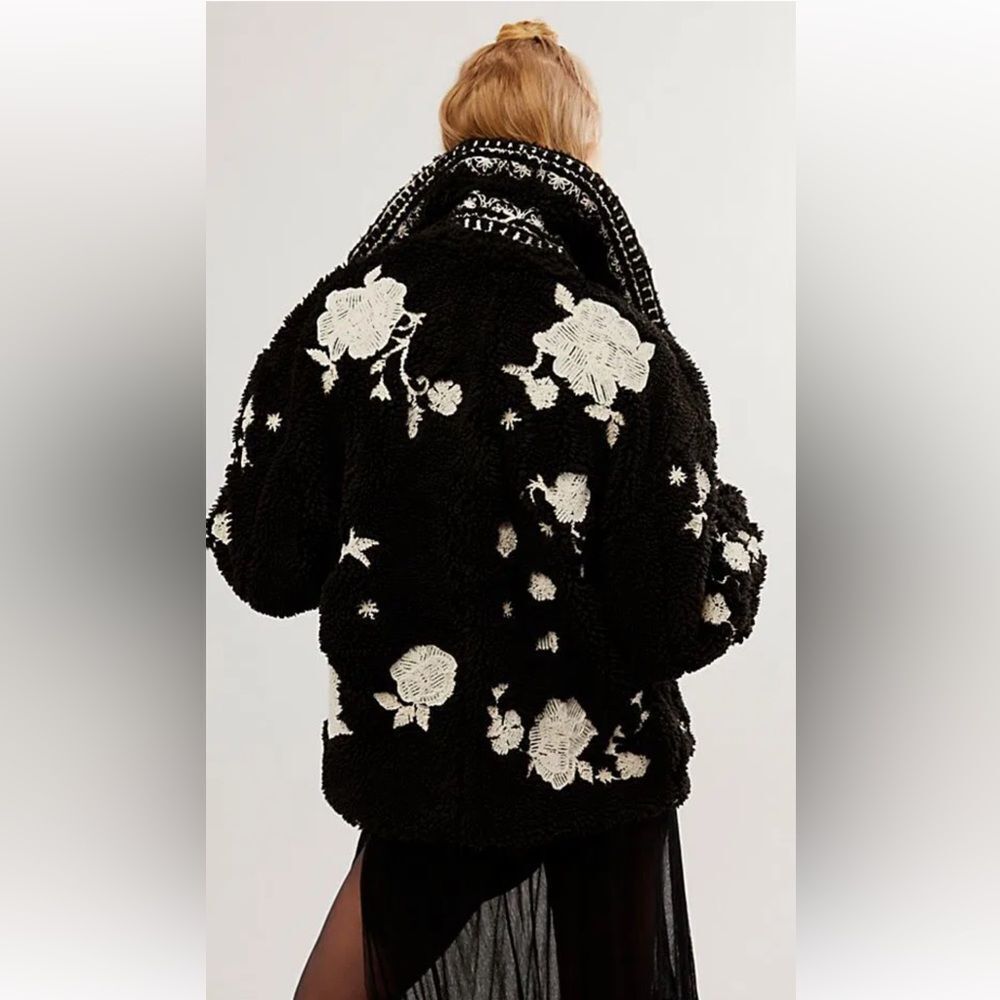 FREE PEOPLE Maya Sherpa
Jacket size S - Picture 2 of 10